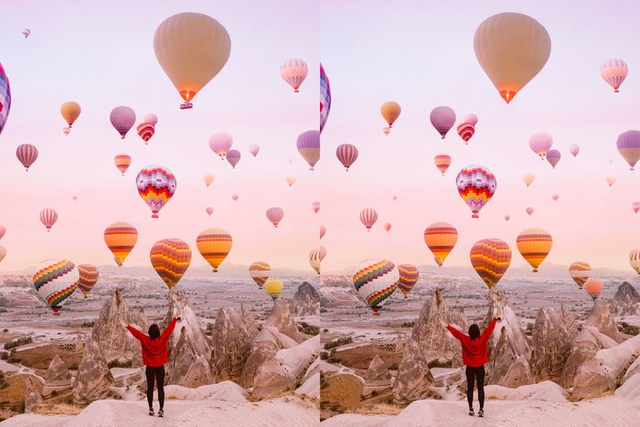 Find The Differences scene with hot air balloons