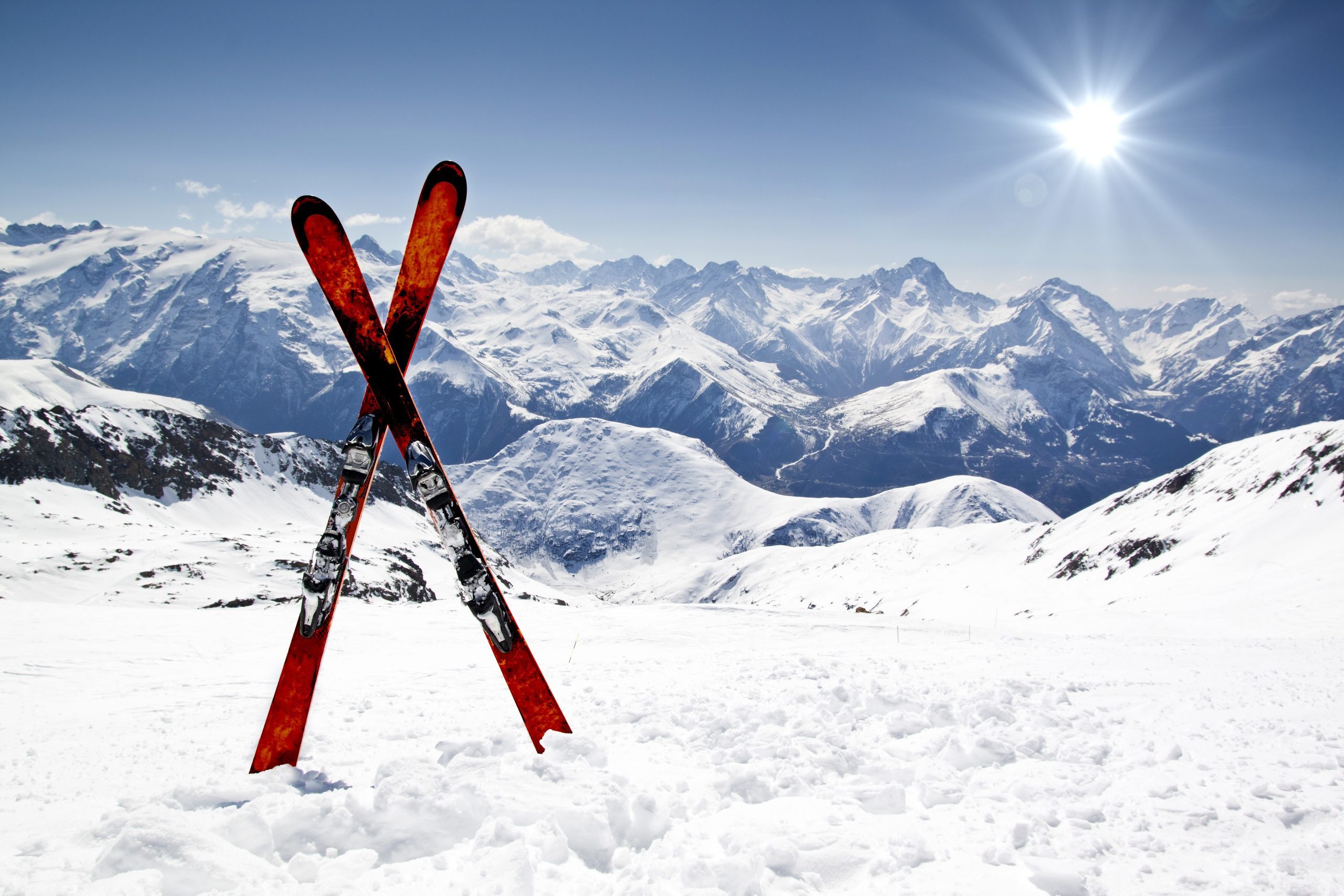 Best Luxury Ski Resorts for Shopping. Alps Boutiques and Fashion Stores