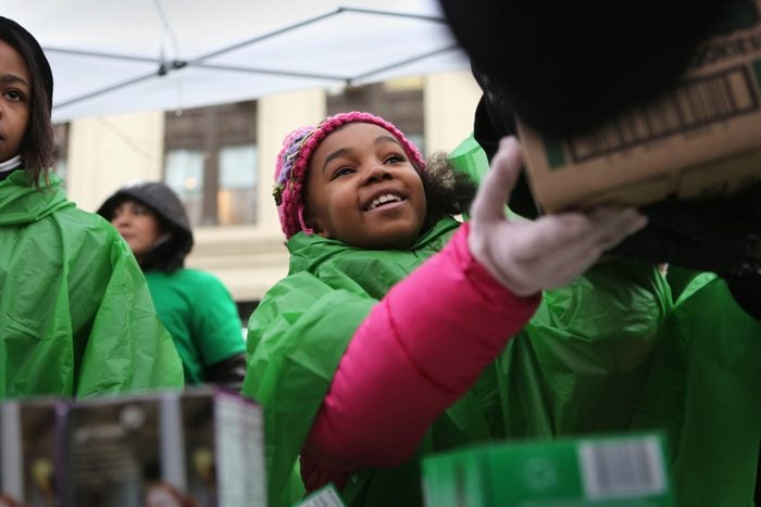 girl scout sells cookies new york city