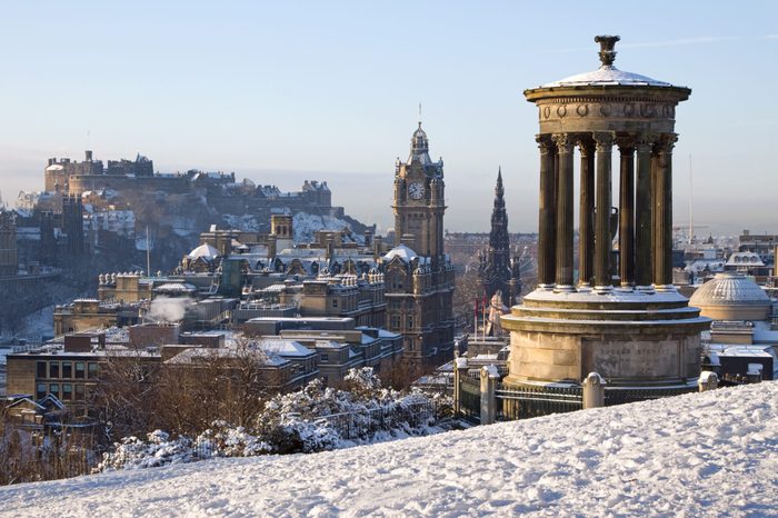 edinburgh snow scotland