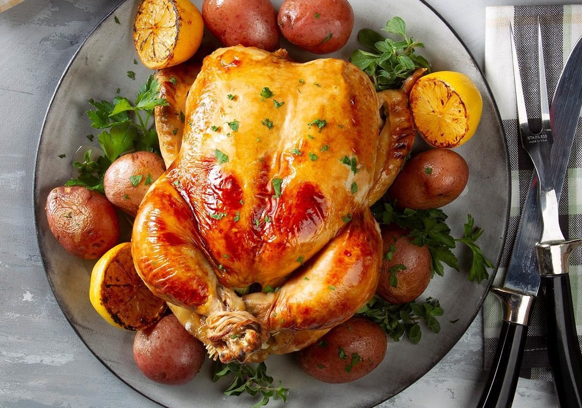 How to Cook a Whole Chicken in a Dutch Oven | Reader's Digest