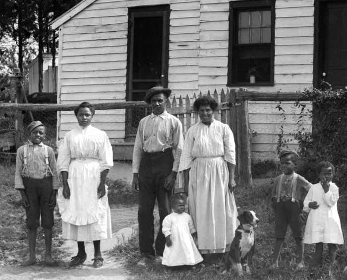 African-American family portrait, ca. 1920.