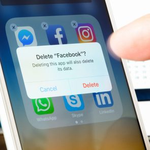 Deleting Facebook App from Smartphone
