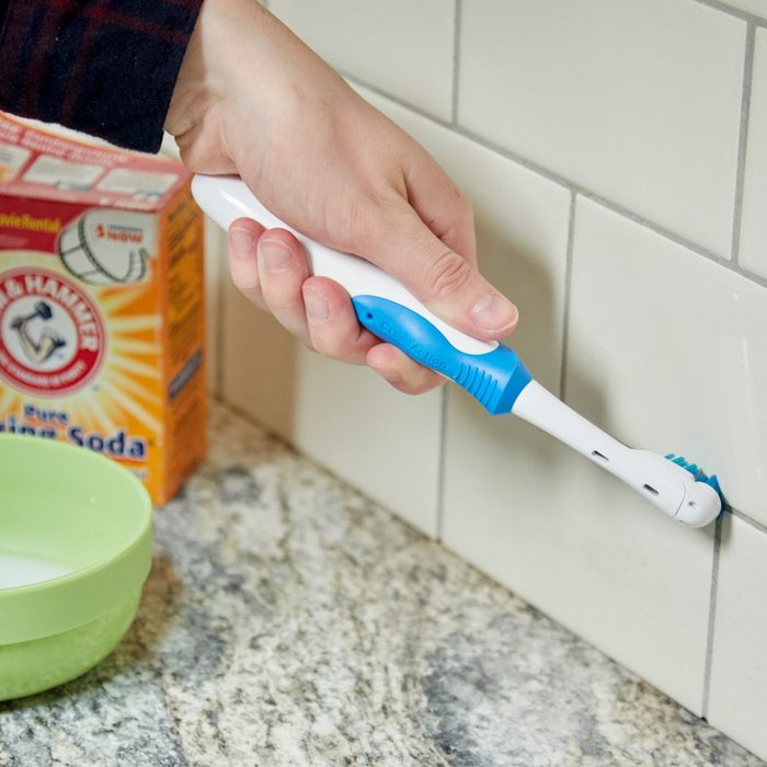 HH toothbrush grout cleaner