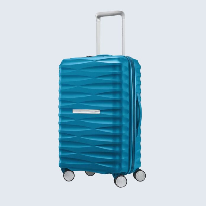 Luggage: Samsonite Voltage DLX Carry-On Spinner