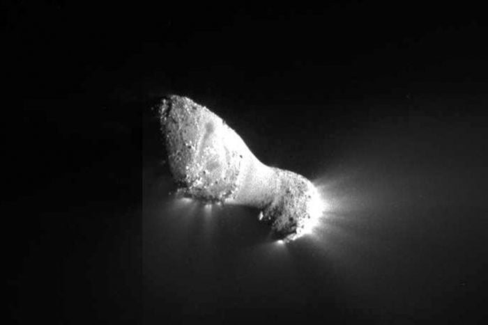Comet Hartley 2 Photographed By NASA's EPOXI Mission