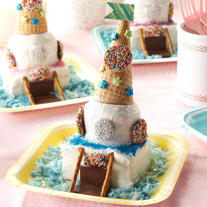 Miniature Castle Cakes