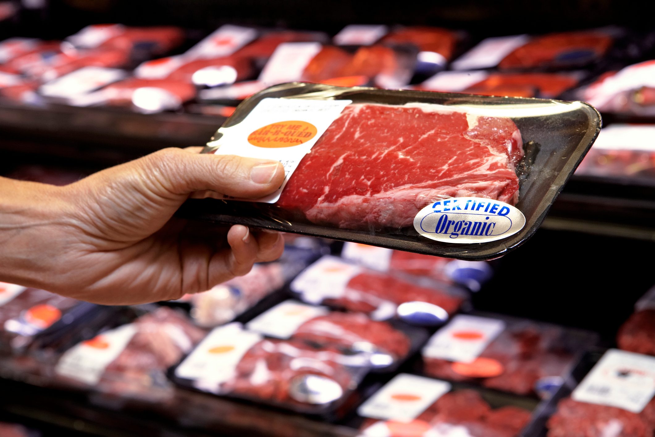 6 Ways To Recognize Top-Quality Beef at the Grocery Store, According to  Experts — Eat This Not That