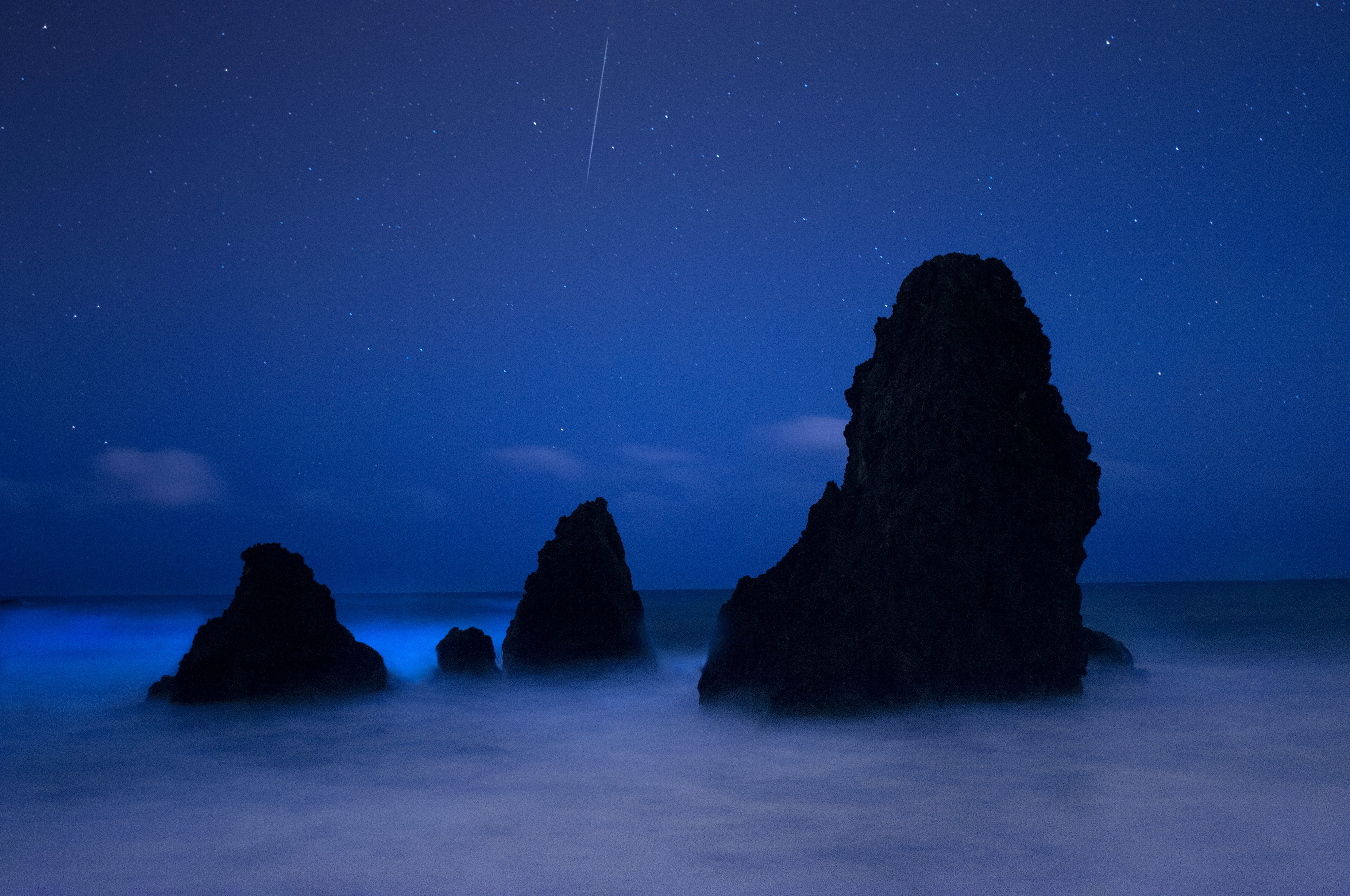 Bioluminescence and meteor at Rodeo Beach