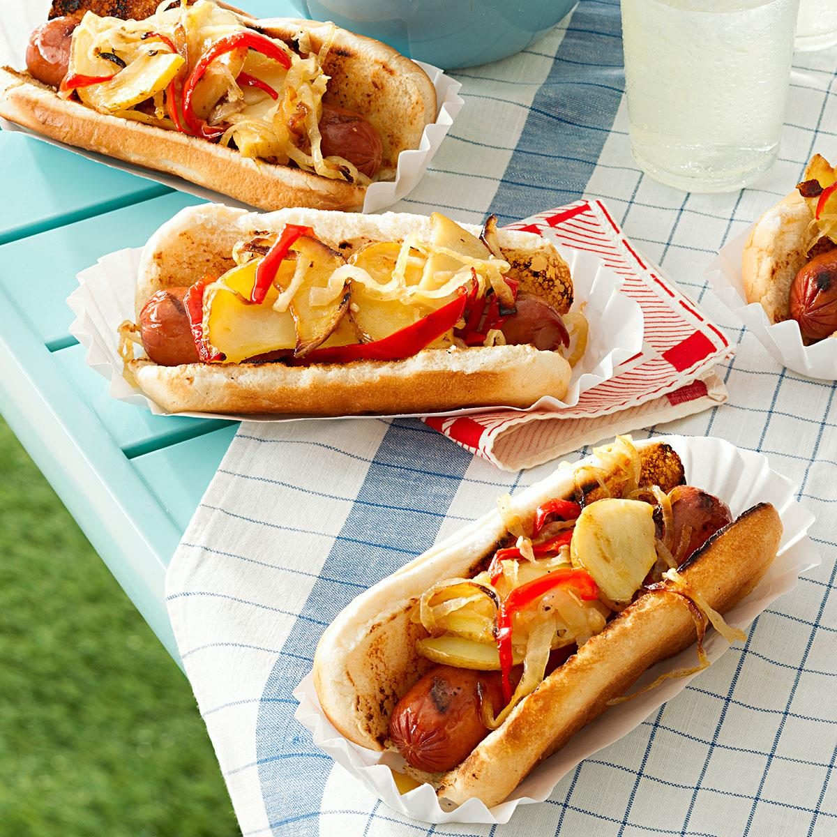 New Jersey: Jersey-Style Hot Dogs 