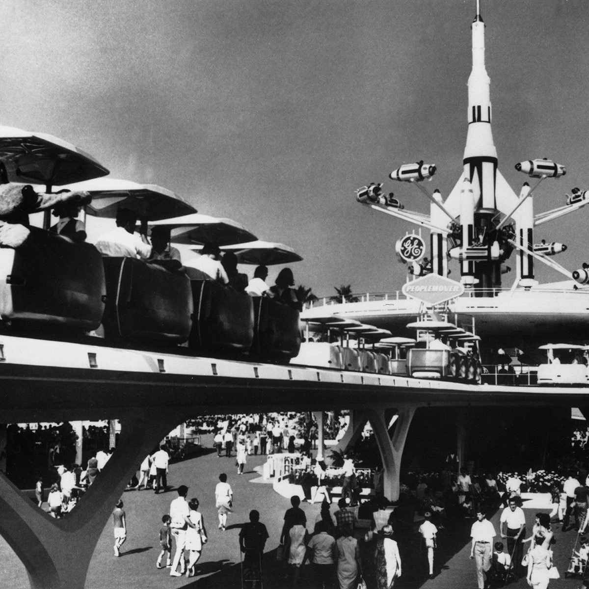 UNITED STATES - JANUARY 01: May 13, 1968 view of the California Disneyland, with its then-new PEOPLE MOVER ride in the background. (Photo by Keystone-France/Gamma-Keystone via Getty Images)