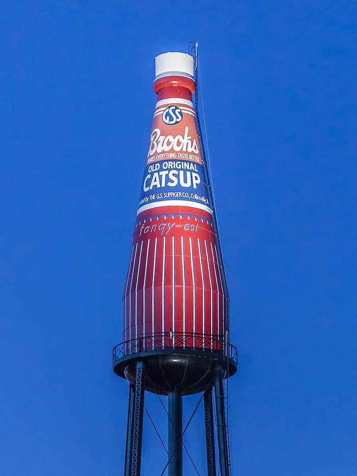 World's Largest Catsup Bottle, Route 159, Collinsville, Illinois.