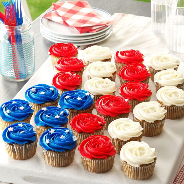 Patriotic Cookie And Cream Cupcakes