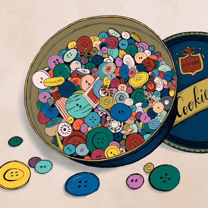 illustration of a tin of mixed buttons