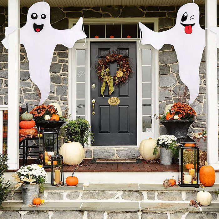 Wrap Around Ghosts Halloween Decoration