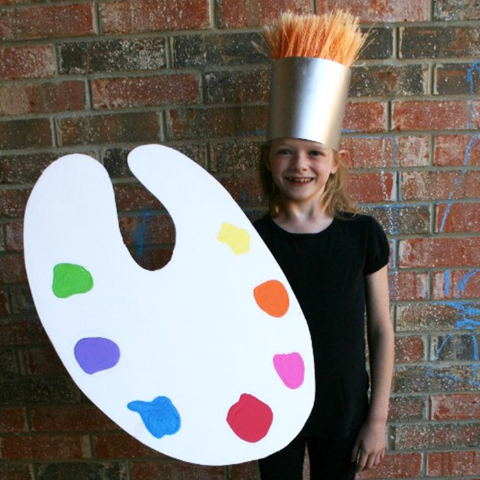 Diy Paint Brush And Palette Halloween Costume Courtesy Dukes And Duchesses