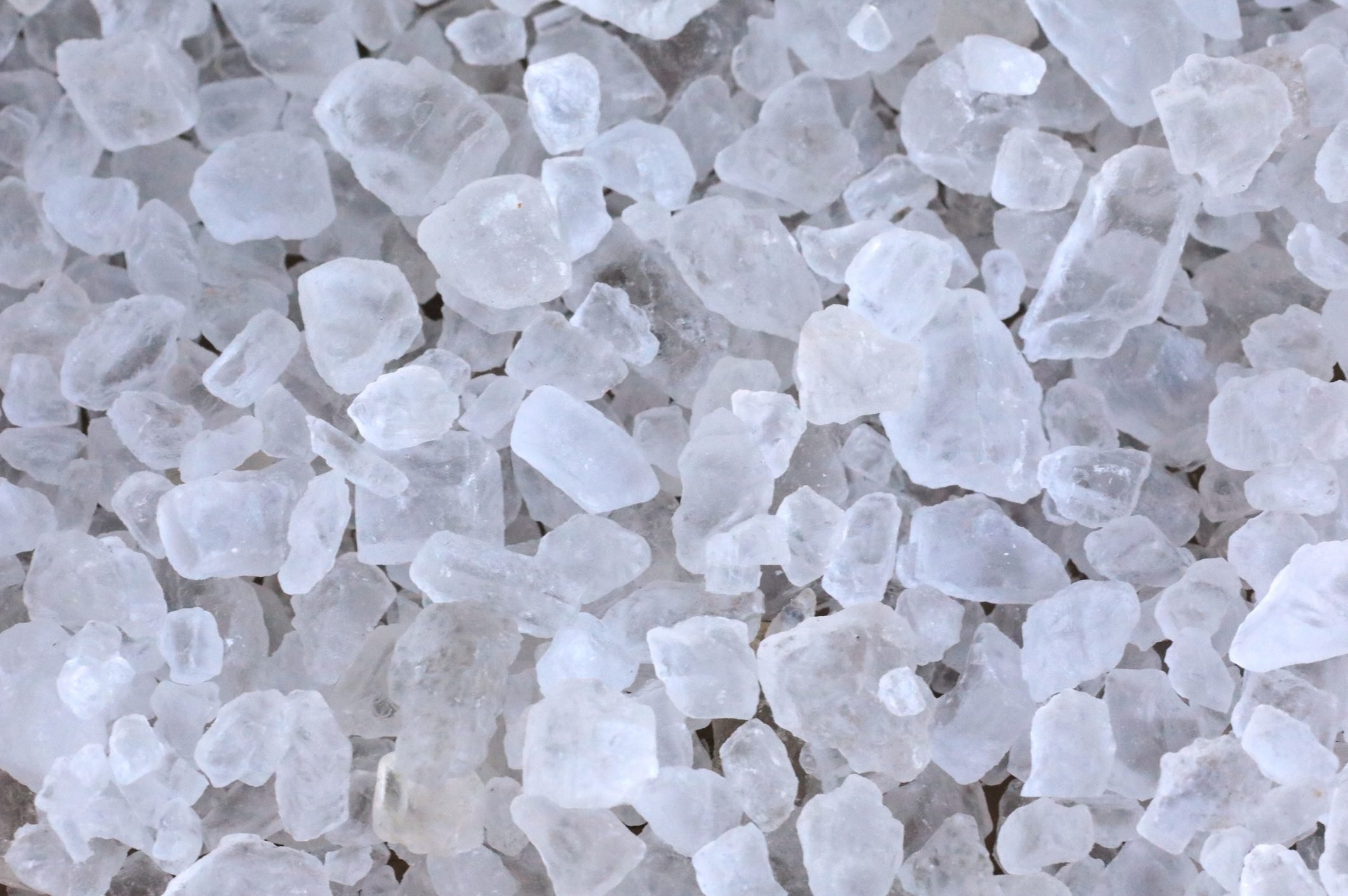 Crystal rock salt for road de-icing