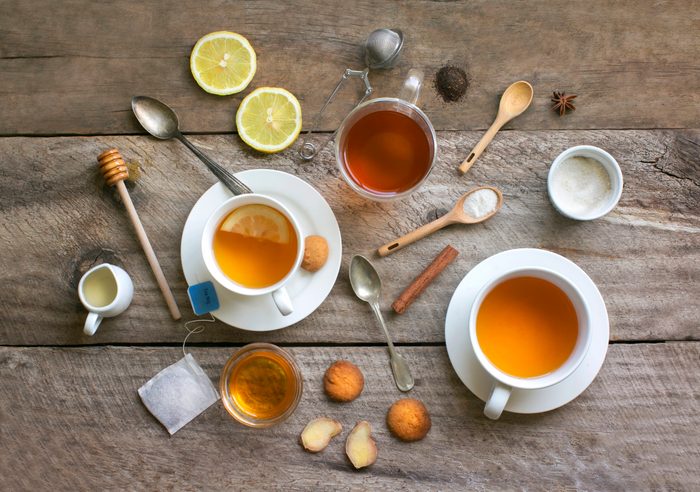 Healthy drink honey lemon ginger tea . Ok