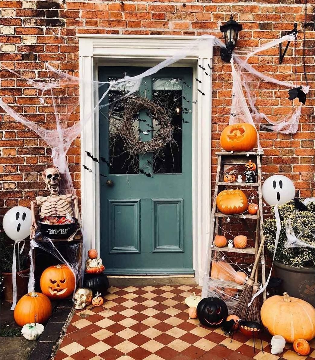 DIY Halloween  Door Decoration  Ideas and Inspiration 