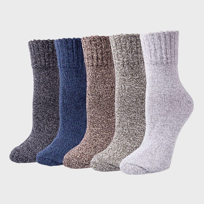 4 Senker 5 Pack Women's Wool Socks Via Amazon Ecomm