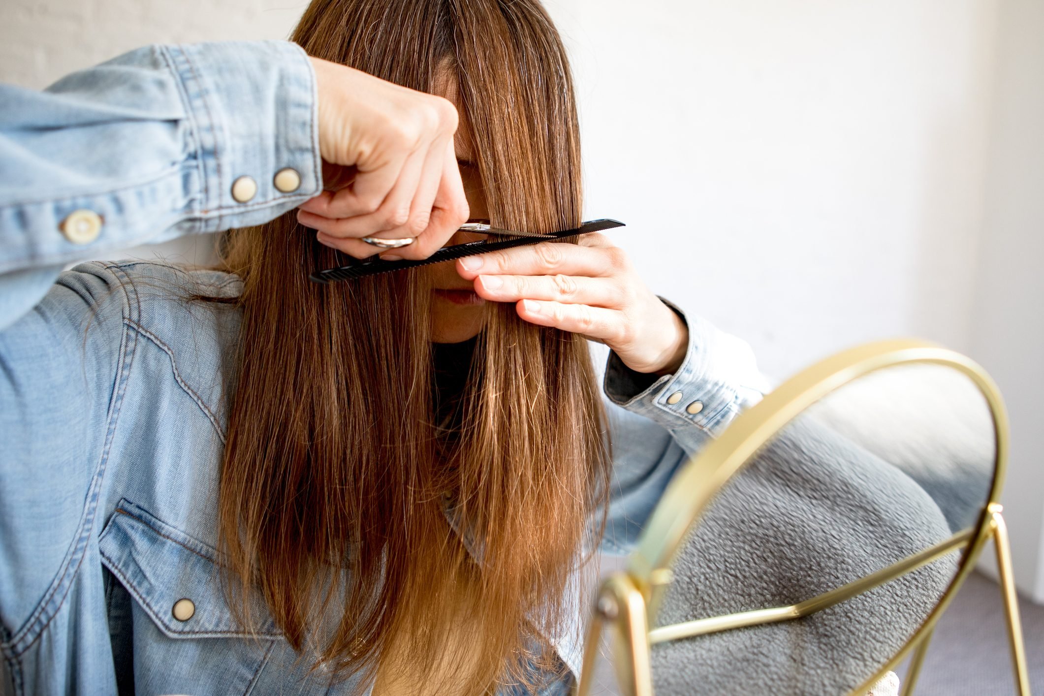9 Things You're Doing to Your Hair That a Stylist Wouldn't | Reader's Digest