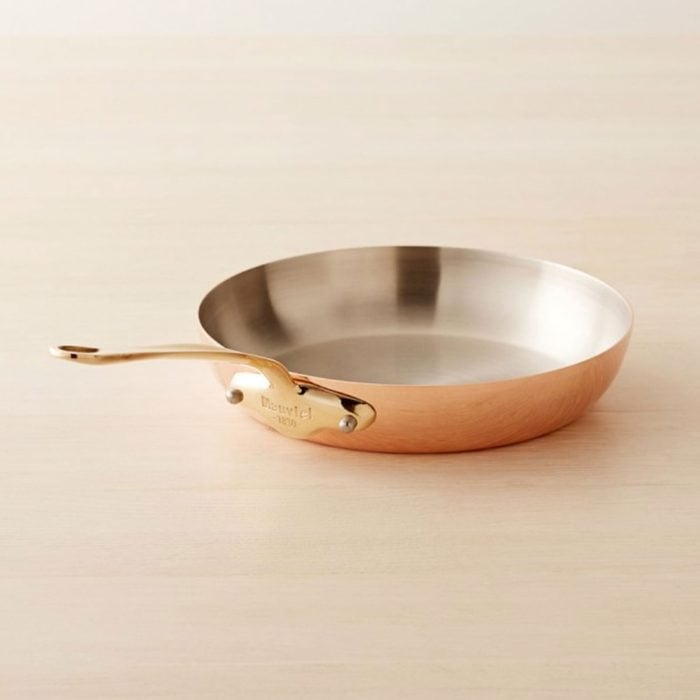 Safest cookware for delicate sauces: Copper