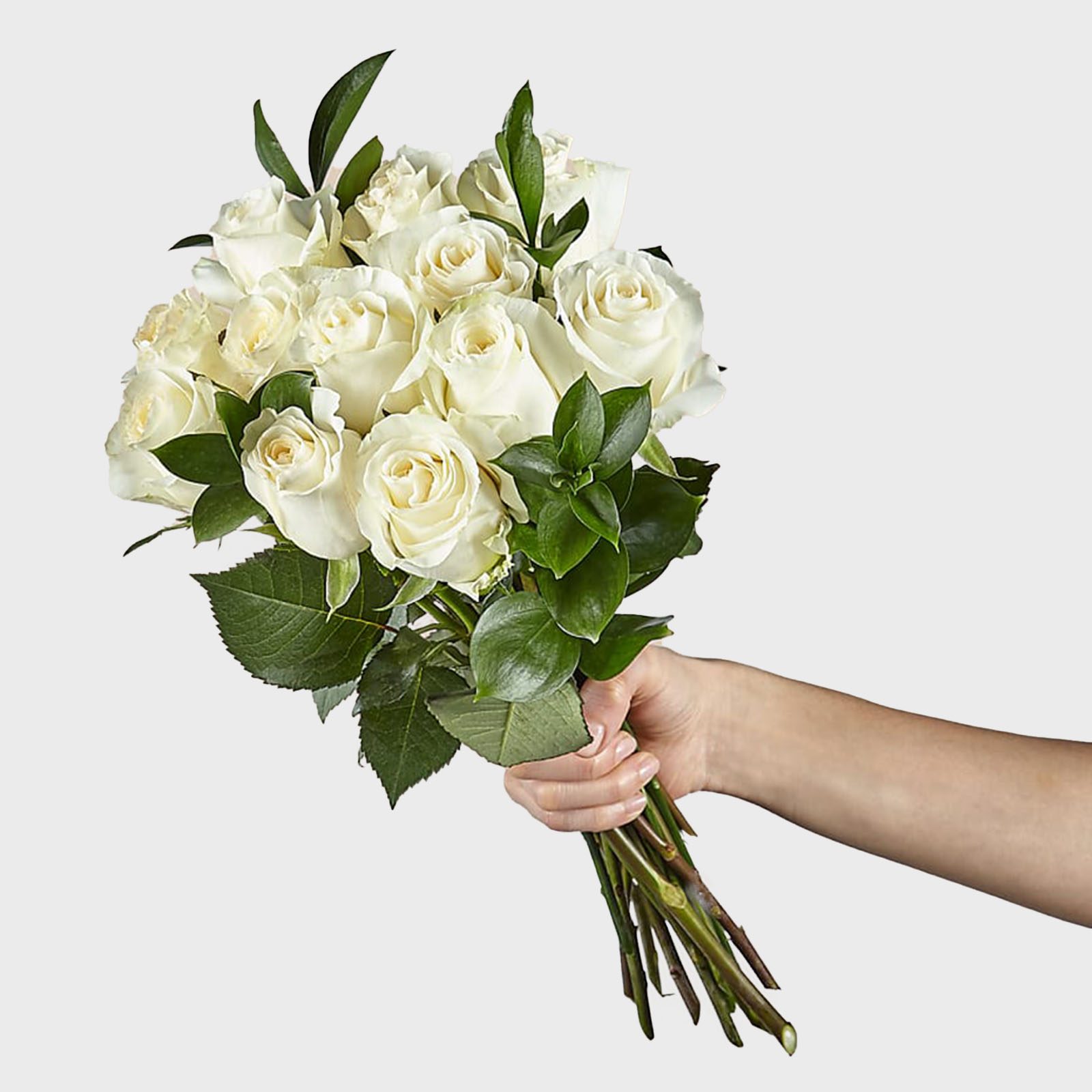 5 White Rose Bouquet Via Via Ftd Ecomm