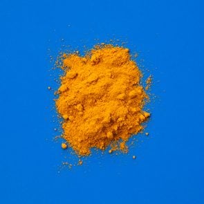 how to remove turmeric stains