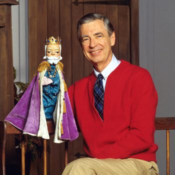 Fred Rogers on the set of Mister Rogers' Neighborhood with puppet King Friday