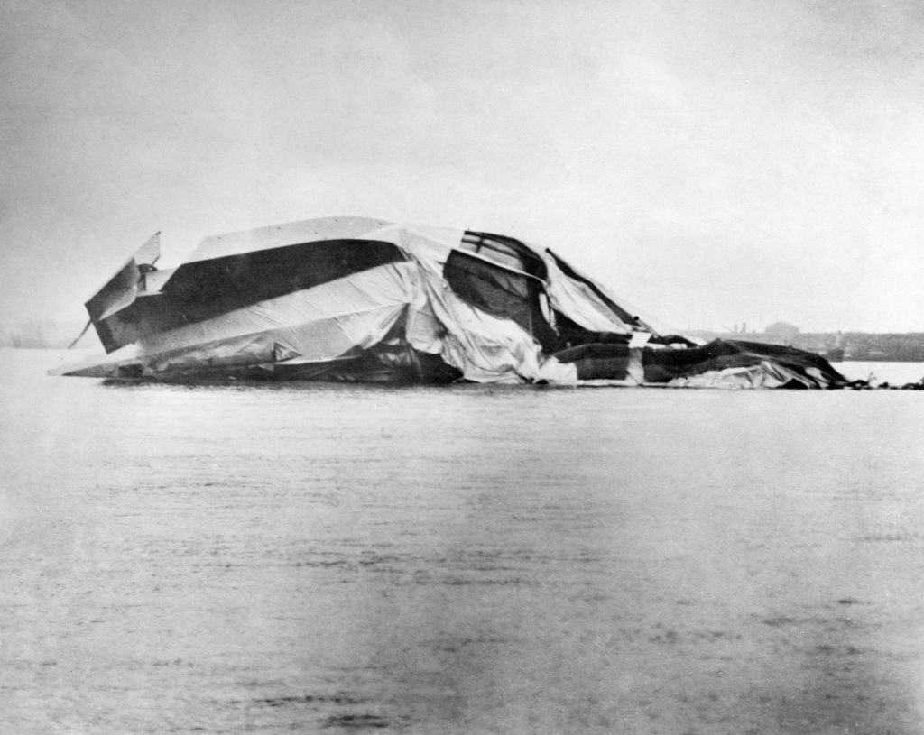 R38 Airship wreckage