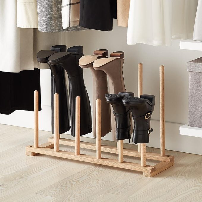 fodlable boot rack