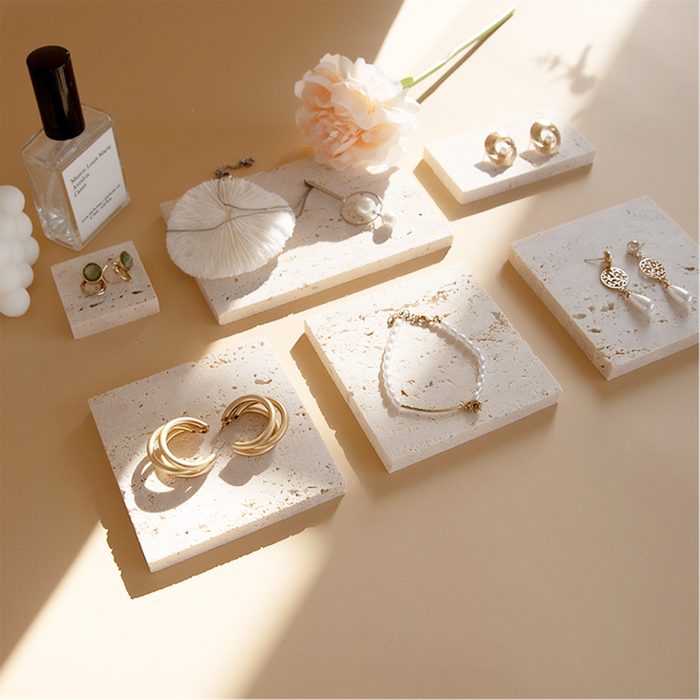 Delicate Acrylic Transparent Jewelry Box Earrings Hair Accessories Necklace  Division Storage Box - China Luxury Jewelry Display and Jewelry Shelf price