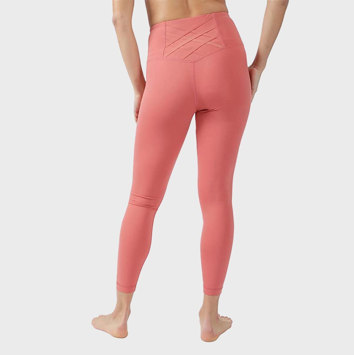 Leggings that go deep INTO the butt crack like these from