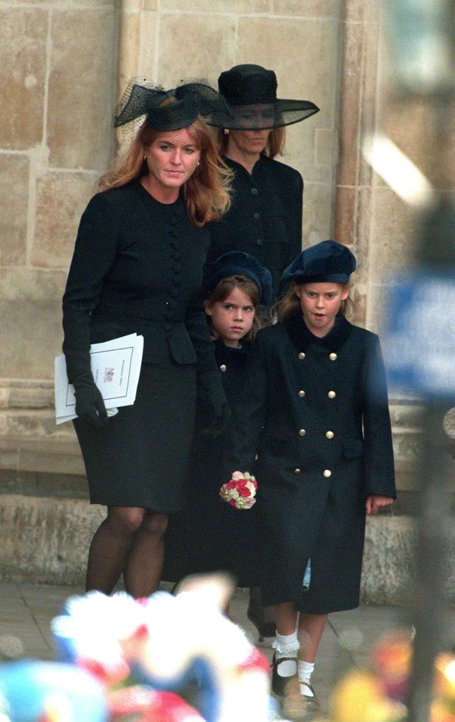 Sarah Ferguson, Duchess of York leaving Westminster Abbey with her two daughters Eugenie and Beatrice after the funeral service for Diana, Princess of Wales