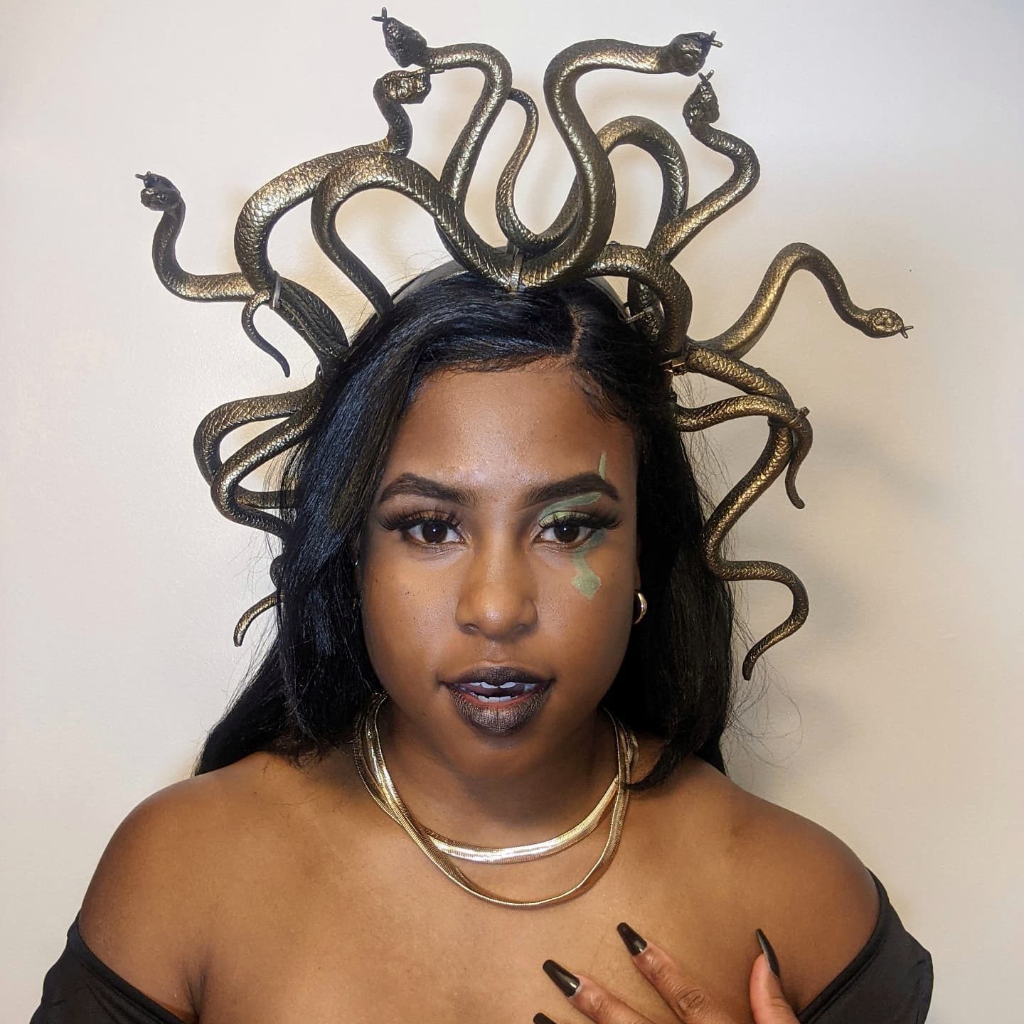 Medusa Costume Via Chasing Greatness Via Instagram