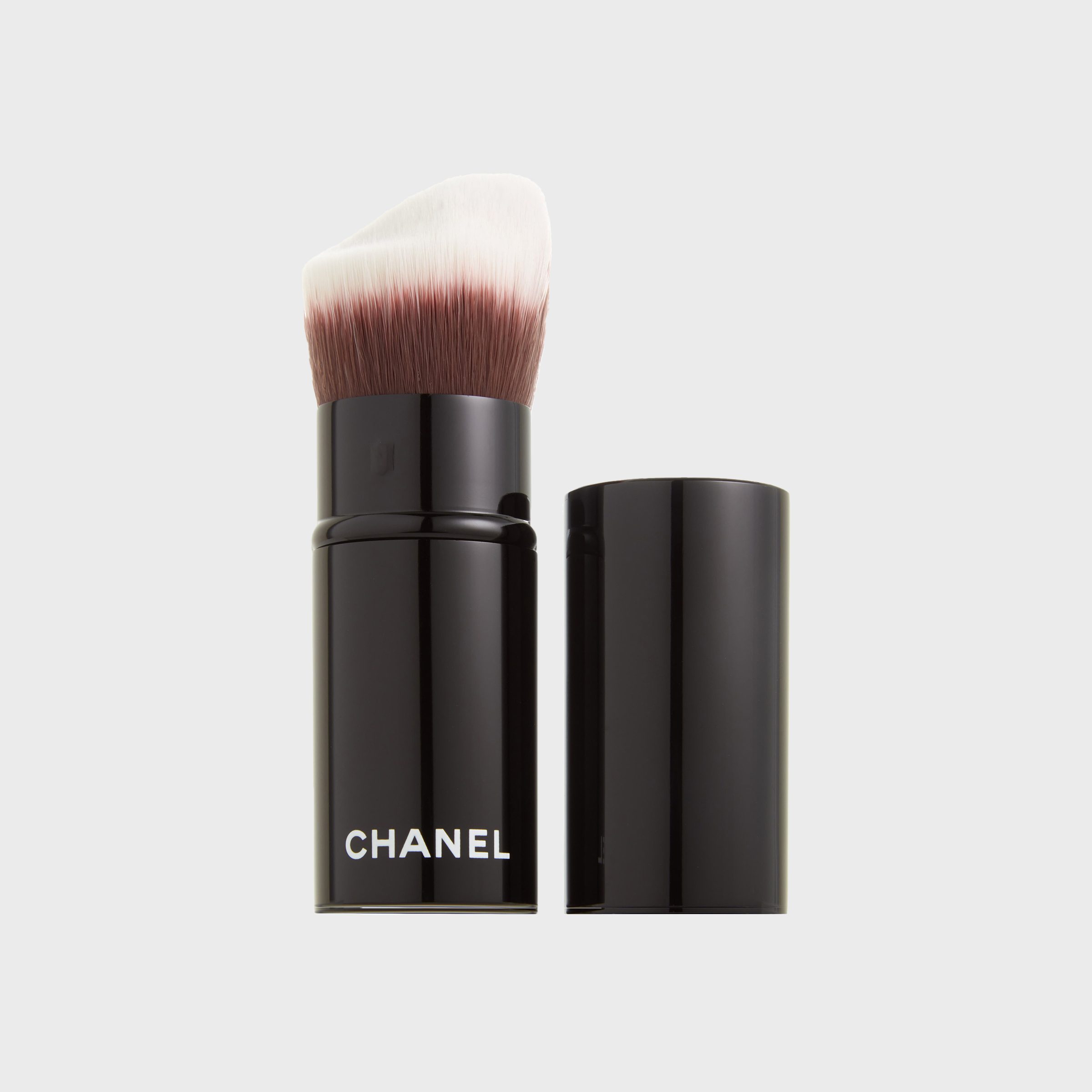 Chanel Les Pinceaux De Chanel Retractable Foundation Brush No. 103