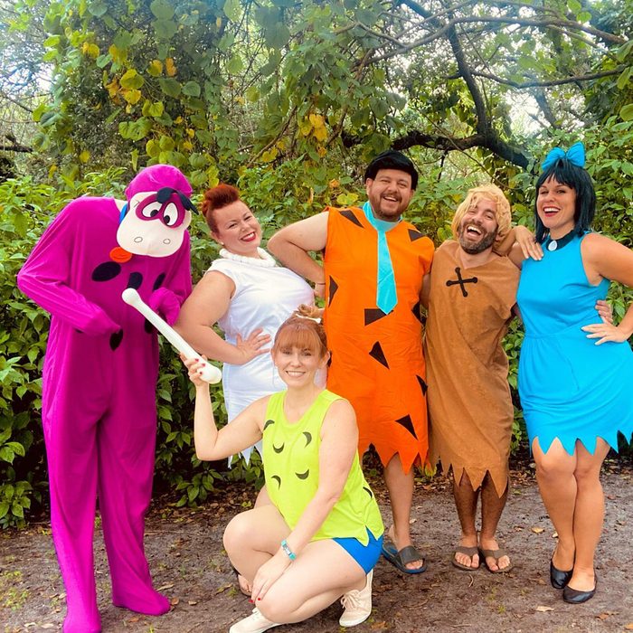 Fred Flintstone Or Barney Rubble Halloween Costume Courtesy @toopster Via Instagram