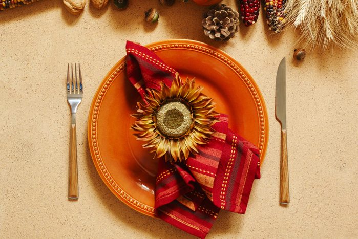 thanksgiving sunflower place setting