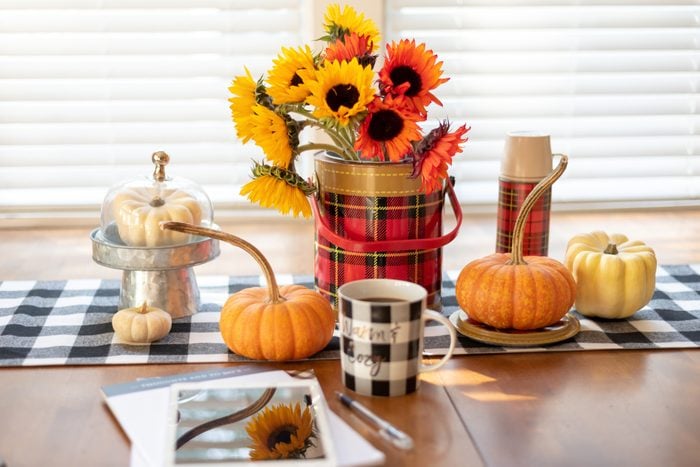 Fall decorations on the table