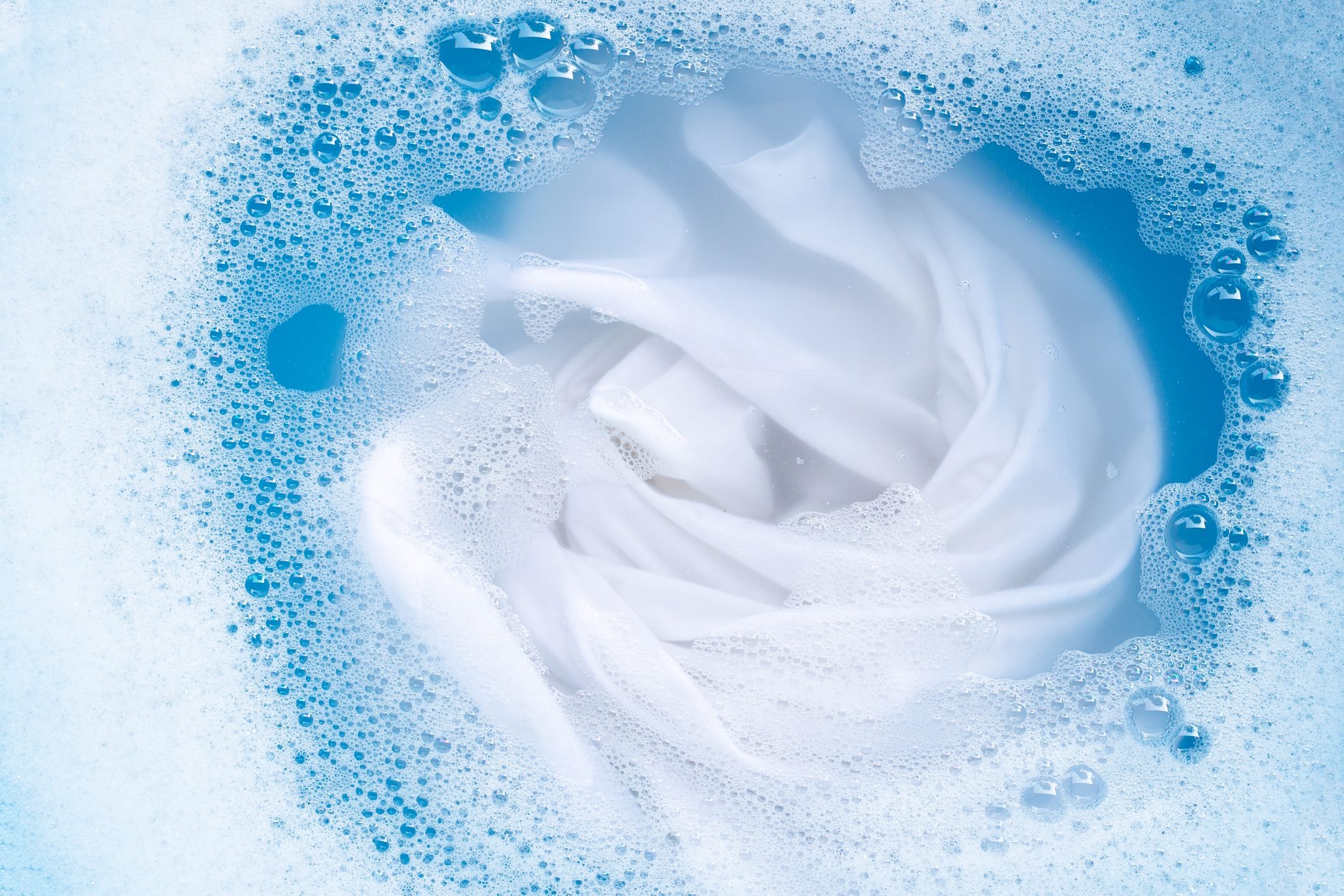 How to Wash White Clothes: A Step-By-Step Guide to Brighter Whites