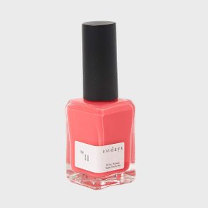 12 Best Non-Toxic Nail Polishes for 2023 | Safe, Salon-Quality Polishes