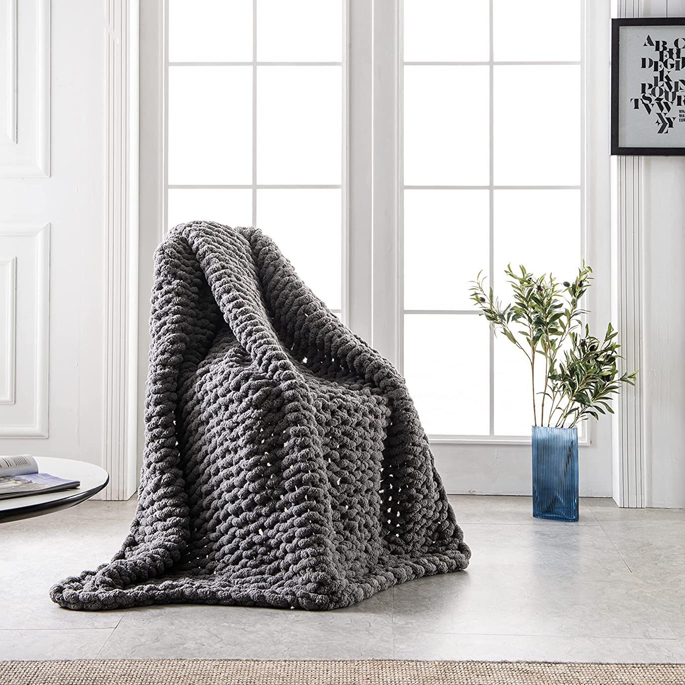 15 Best Throw Blanket Picks 2023  Cozy Blankets for Everyone's Style