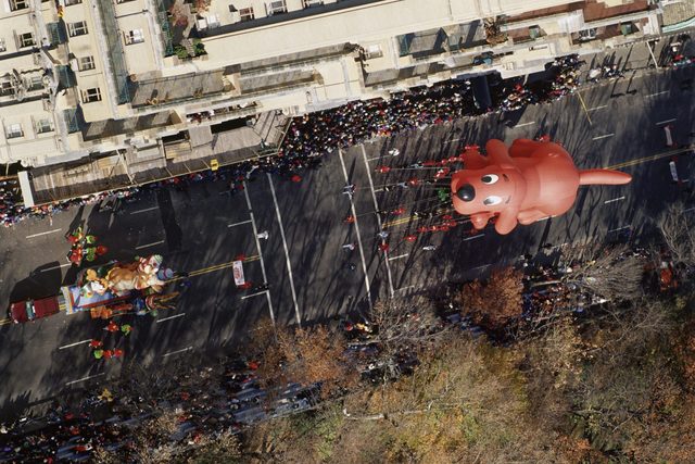 Clifford the Big Red Dog in Macy's Thanksgiving Day Parade