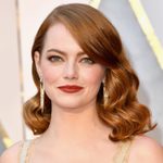 Actor Emma Stone attends the 89th Annual Academy Awards at Hollywood & Highland Center on February 26, 2017 in Hollywood, California