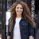 Shakira Attends Court For Plagiarising The Song 'La Bicicleta'