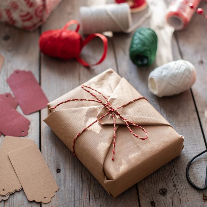 50 Christmas Wrapping Ideas No Tape