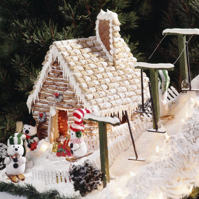 winter wonderland gingerbread house