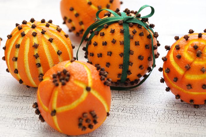 clove orange pomander balls
