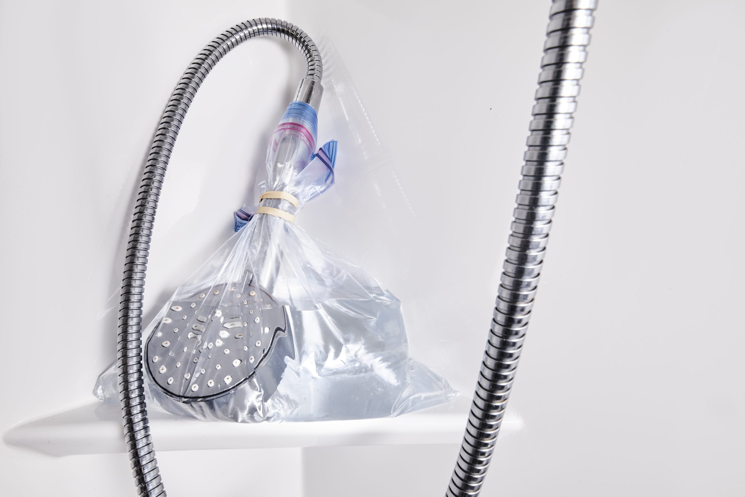 How To Clean A Shower Head And Why You Should - Housewife How-Tos