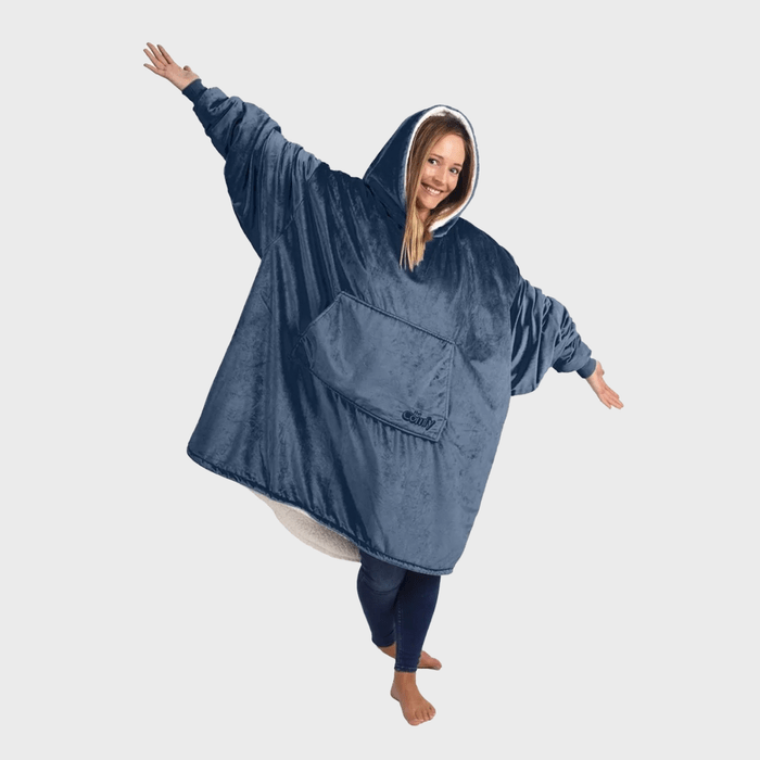 The Blanket You Can Wear Ecomm Via Thecomfy.com